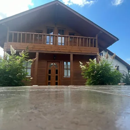 Casa Adrian *